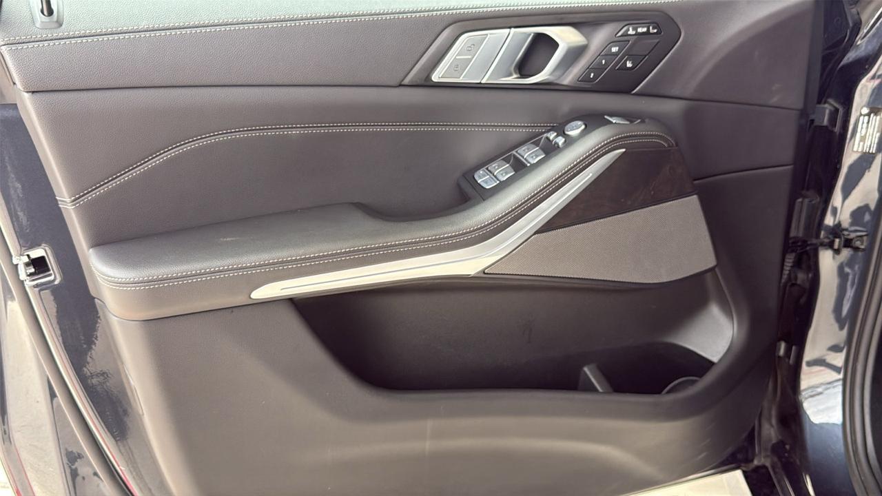 2022 BMW X7 M50i  Selma TX