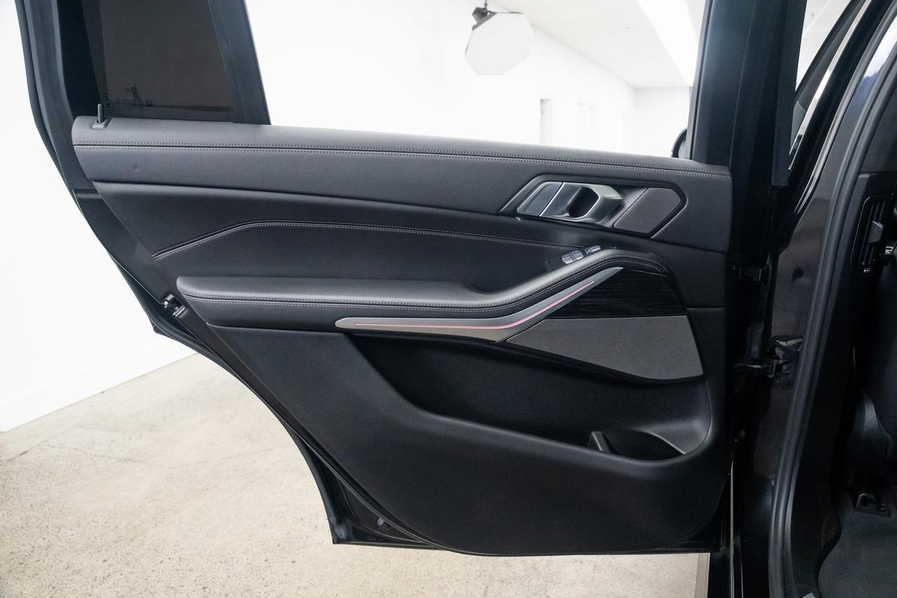 2022 BMW X7 M50i Vented Seats Executive Package Luxury Seating Portland OR