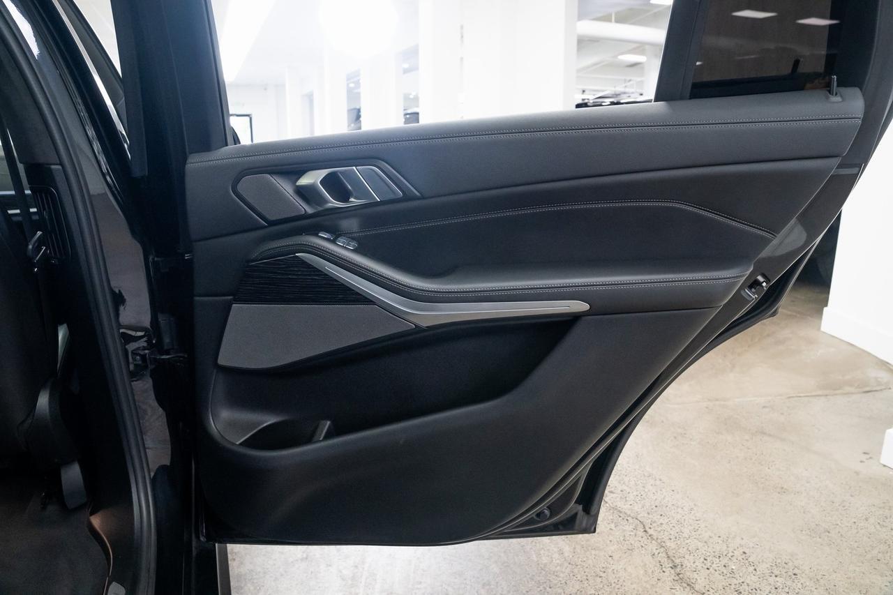 2022 BMW X7 M50i Vented Seats Executive Package Luxury Seating Portland OR