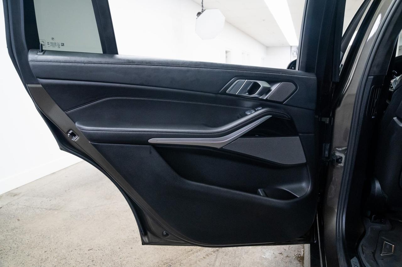 2022 BMW X7 M50i Vented Seats Executive Package Portland OR