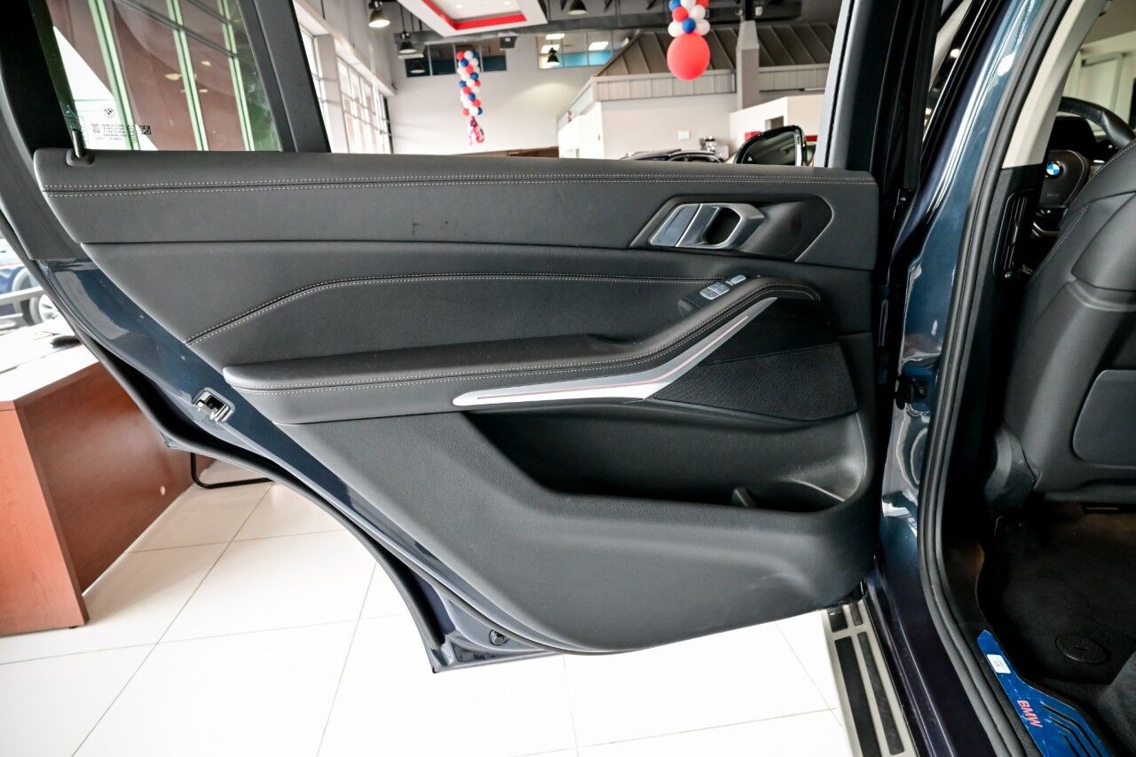 2022 BMW X7 xDrive40i, 21'' Wheels, Driving Assist, Premium Pkg, Shadowline Trim Springfield NJ