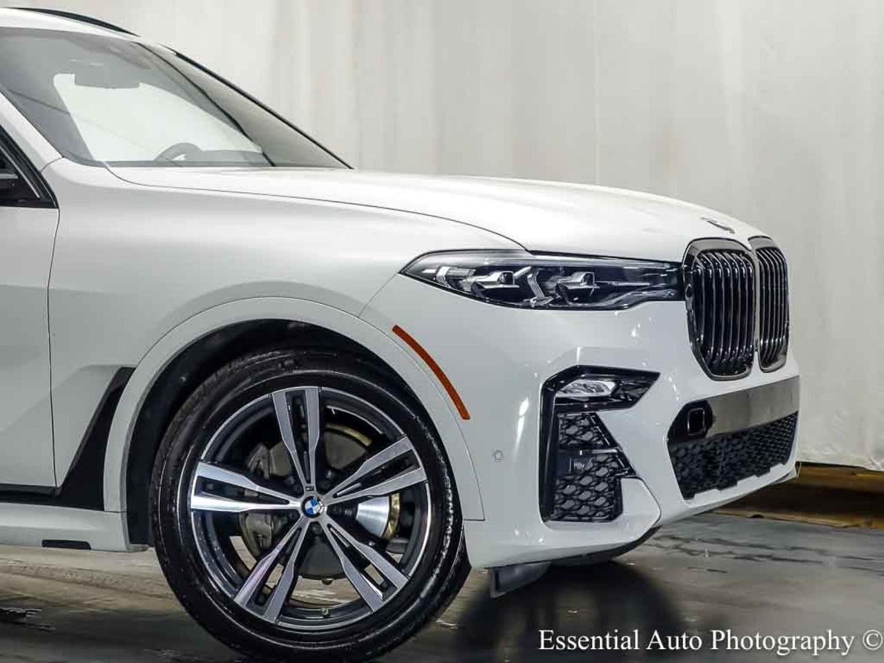 2022 BMW X7 xDrive40i M SPORT