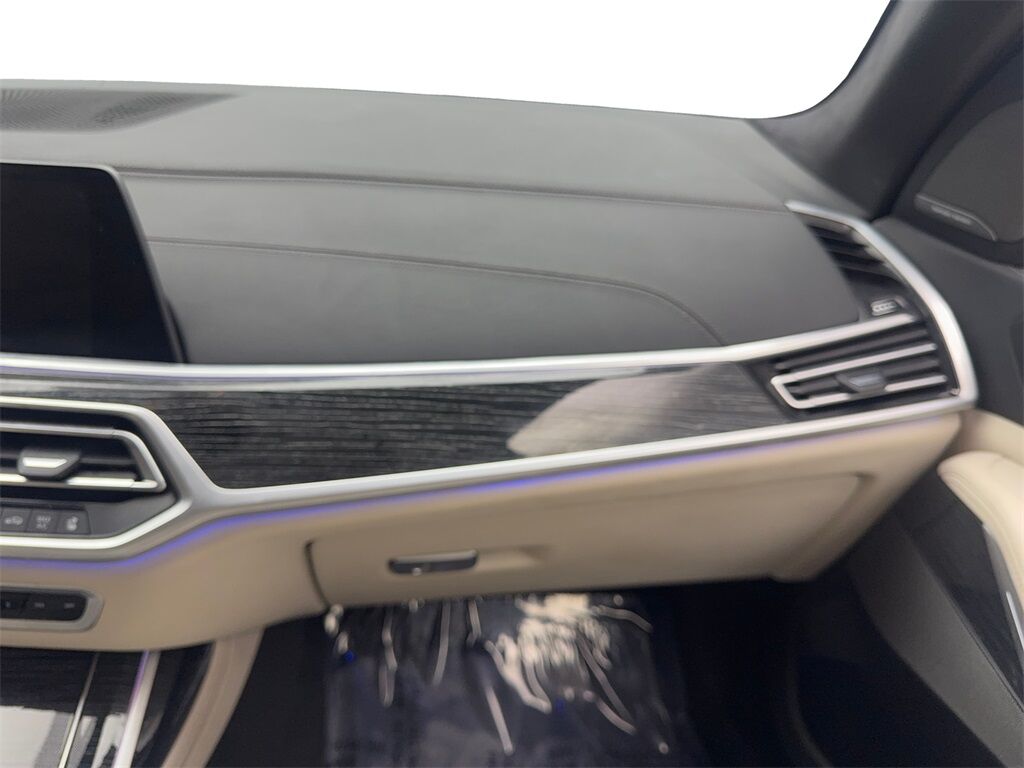 2022 BMW X7 xDrive40i M SPORT,NAV,CAM,PANO,CLMT STS,HEADS UP,2 Irving TX