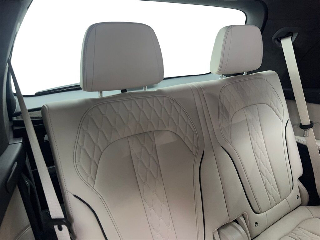 2022 BMW X7 xDrive40i M SPORT,NAV,CAM,PANO,CLMT STS,HEADS UP,2 Irving TX