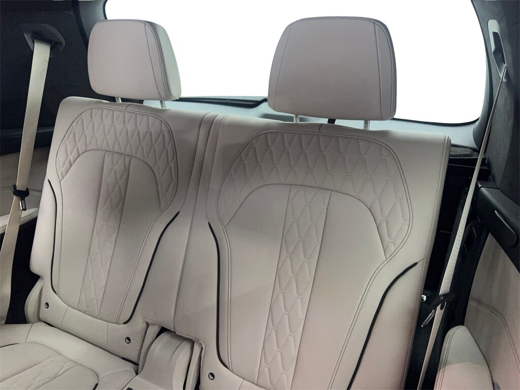 2022 BMW X7 xDrive40i M SPORT,NAV,CAM,PANO,CLMT STS,HEADS UP,2 Irving TX