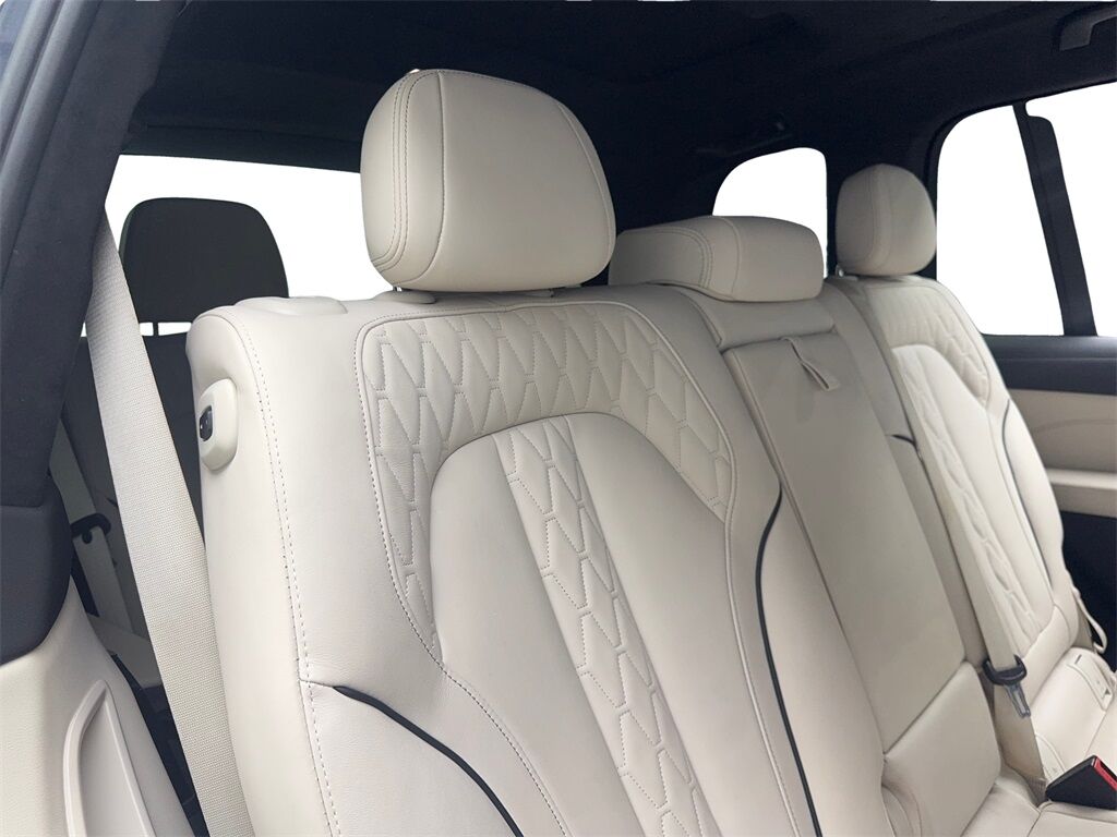 2022 BMW X7 xDrive40i M SPORT,NAV,CAM,PANO,CLMT STS,HEADS UP,2 Irving TX