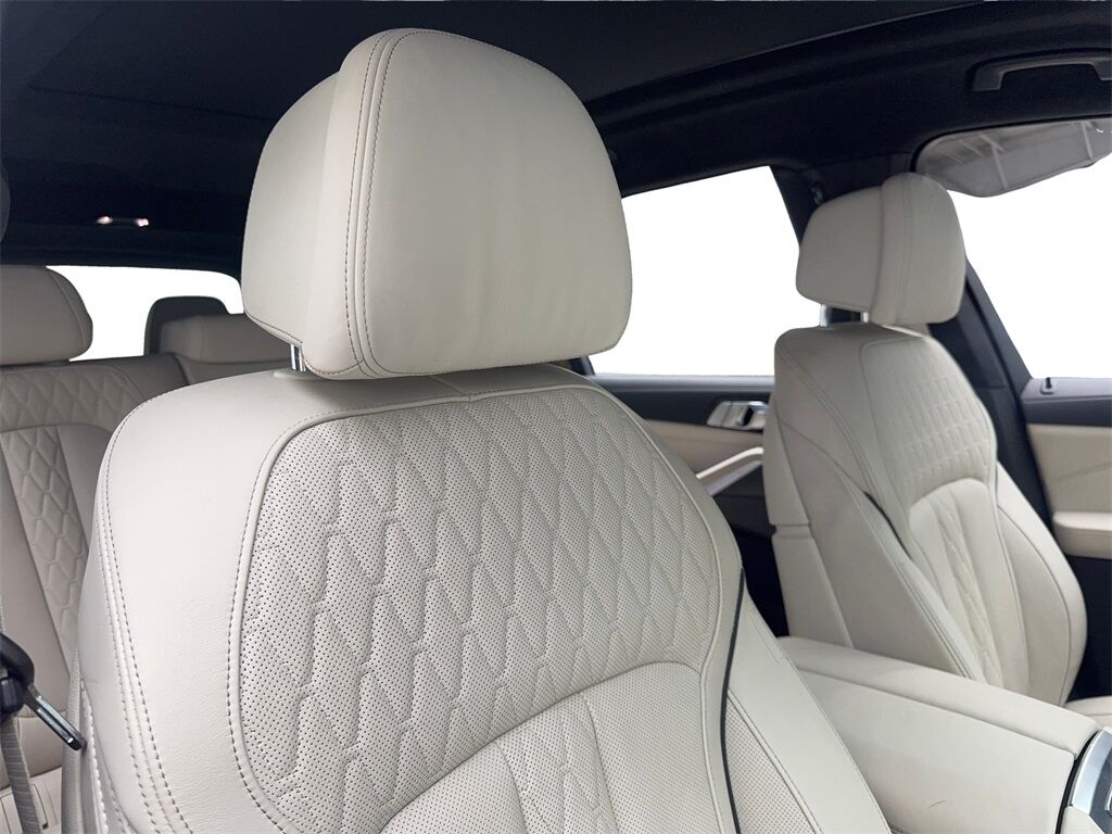 2022 BMW X7 xDrive40i M SPORT,NAV,CAM,PANO,CLMT STS,HEADS UP,2 Irving TX