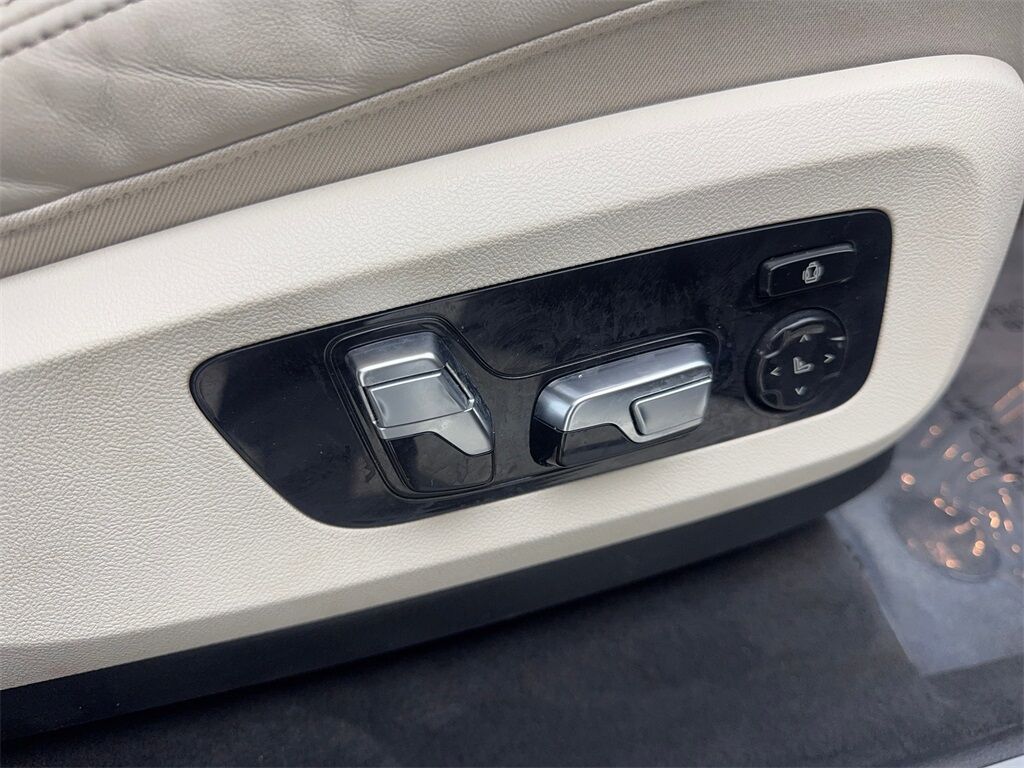2022 BMW X7 xDrive40i M SPORT,NAV,CAM,PANO,CLMT STS,HEADS UP,2 Irving TX