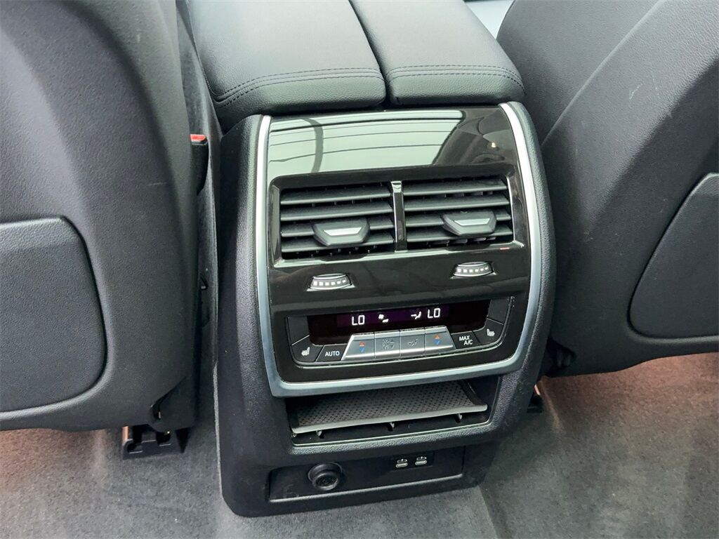 2022 BMW X7 xDrive40i NAV,CAM,PANO,HTD STS,BLIND SPOT,3RD ROW Plano TX
