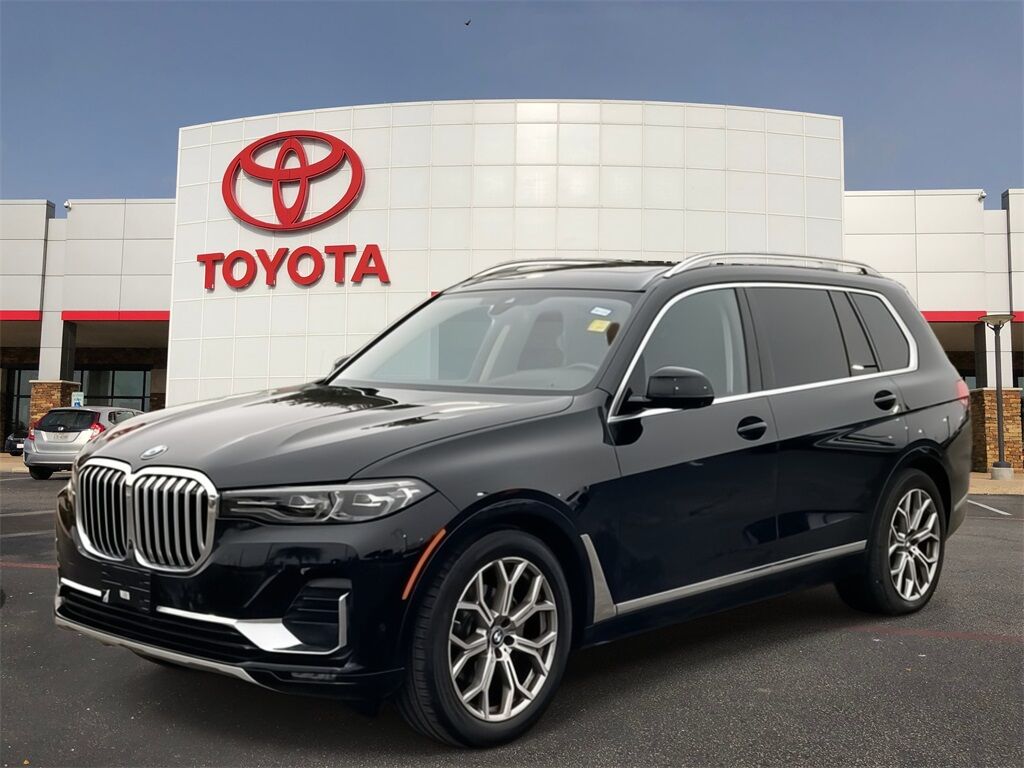 2022 BMW X7