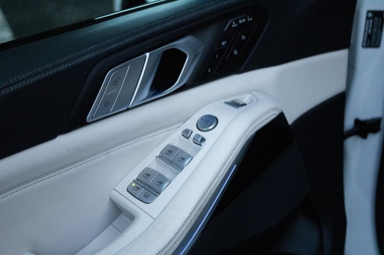 2022 BMW X7 xDrive40i Sports Activity Vehicle Yonkers NY