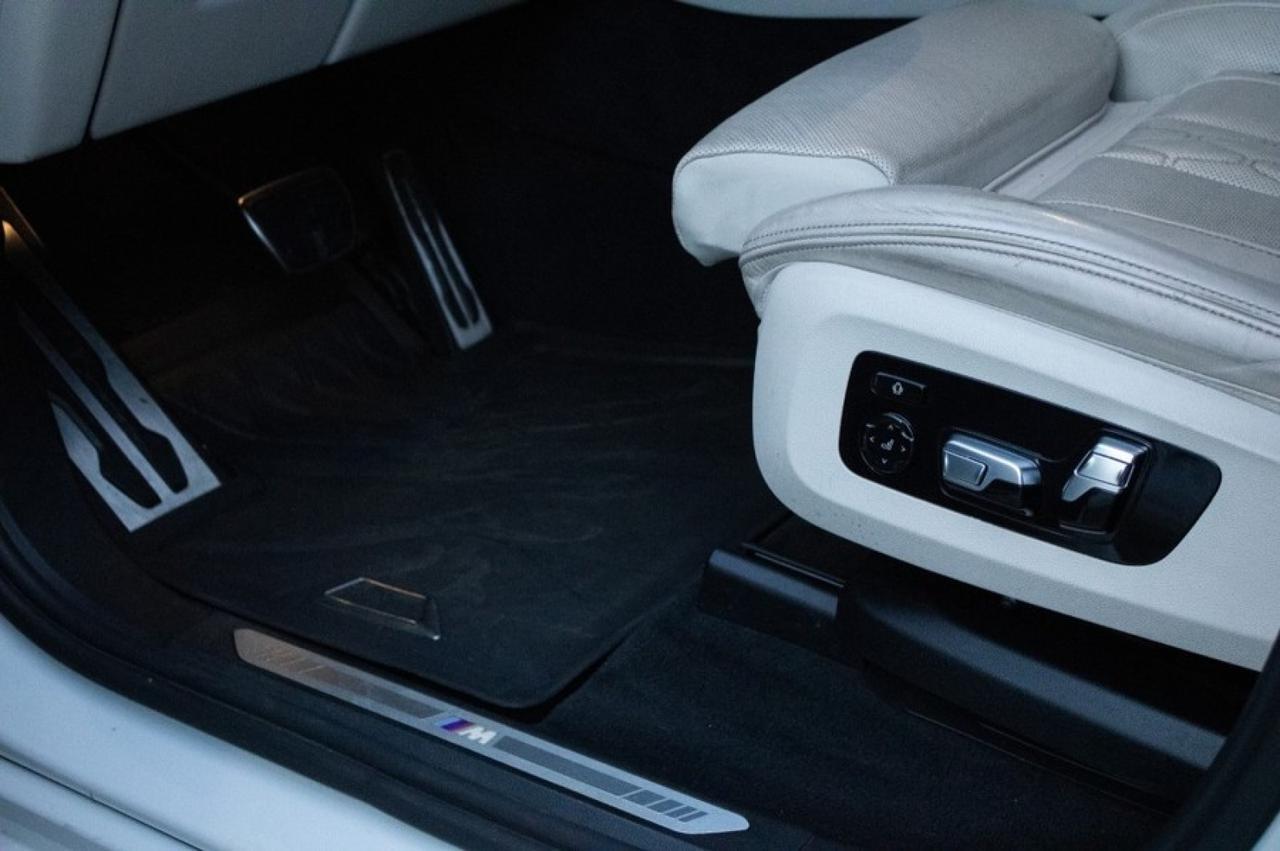 2022 BMW X7 xDrive40i Sports Activity Vehicle Yonkers NY