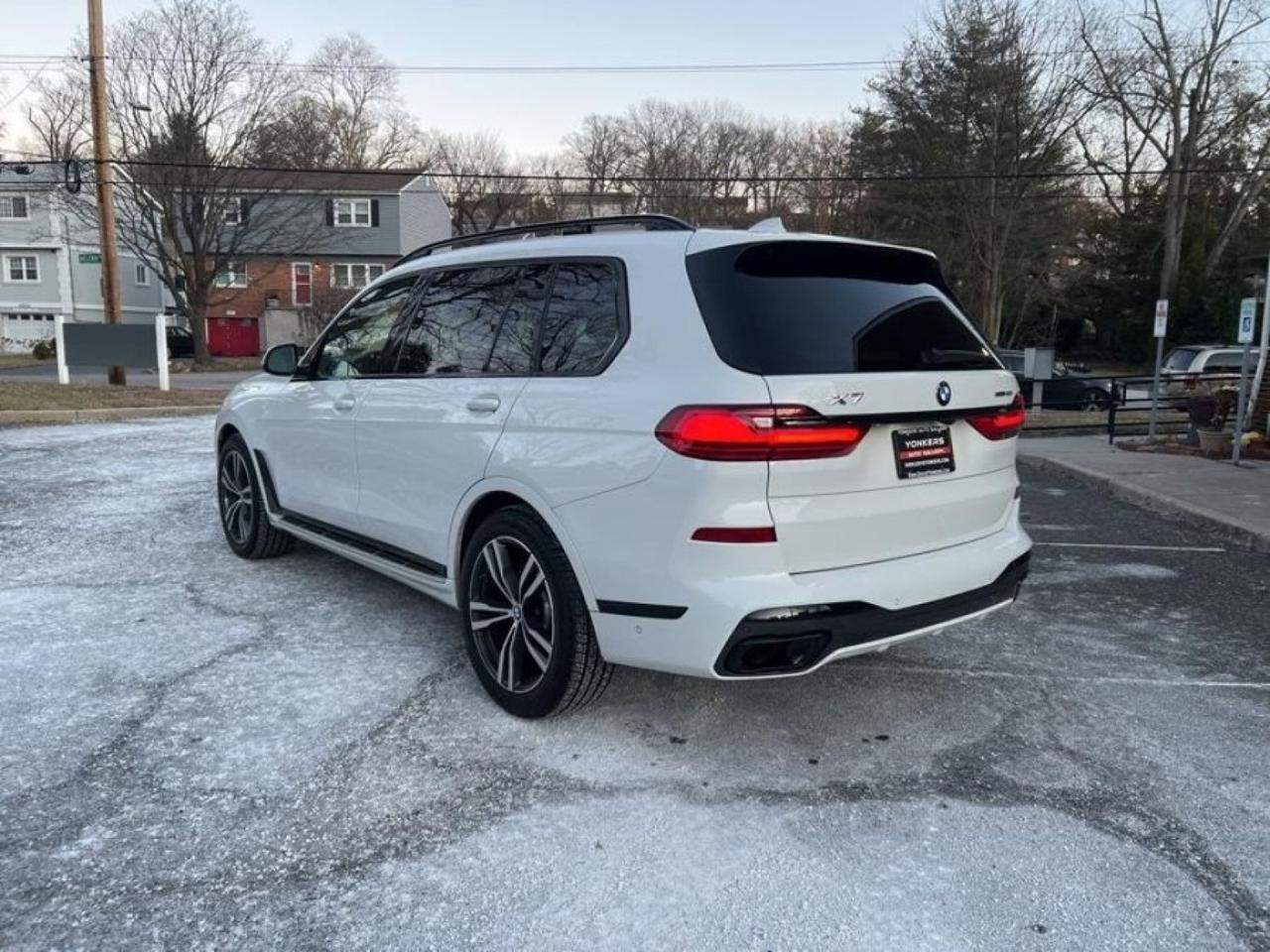 2022 BMW X7 xDrive40i Sports Activity Vehicle Yonkers NY