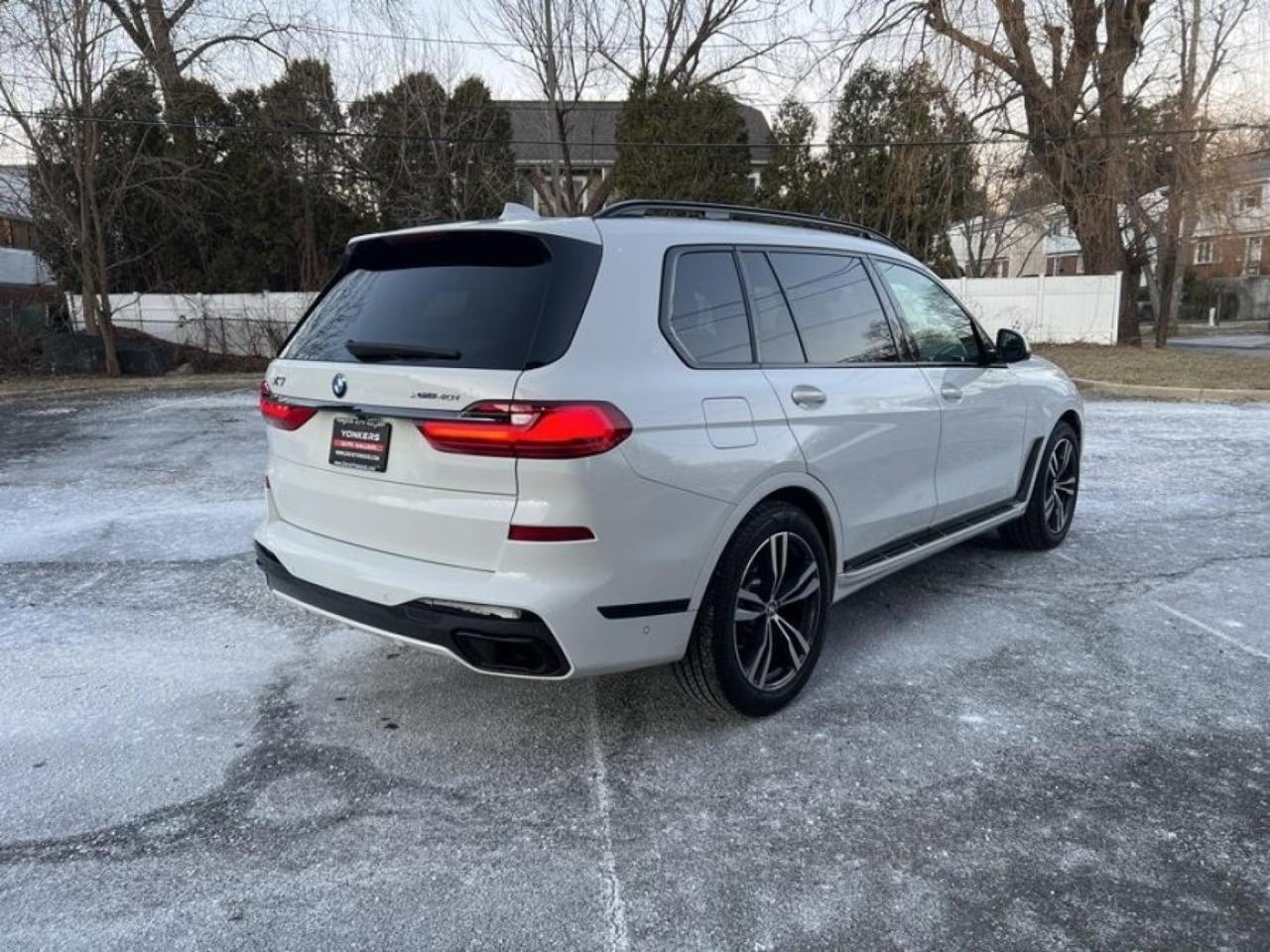 2022 BMW X7 xDrive40i Sports Activity Vehicle Yonkers NY