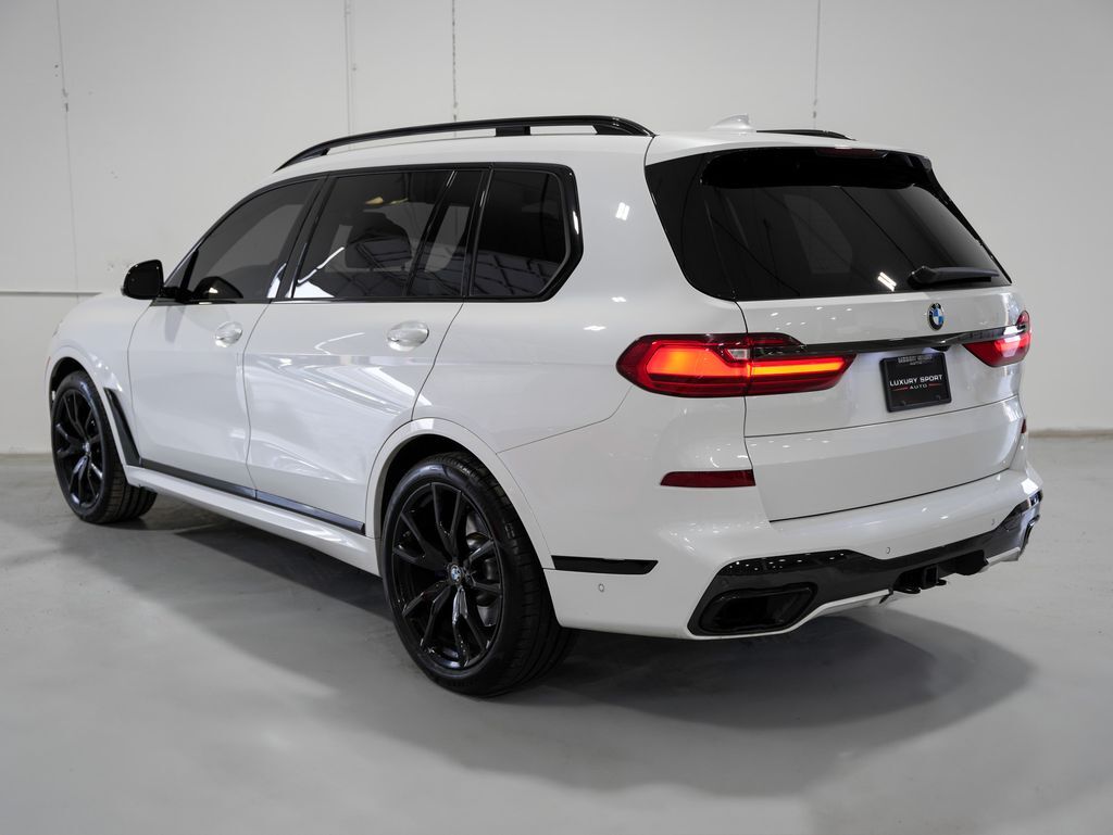 2022 BMW X7 xDrive40i