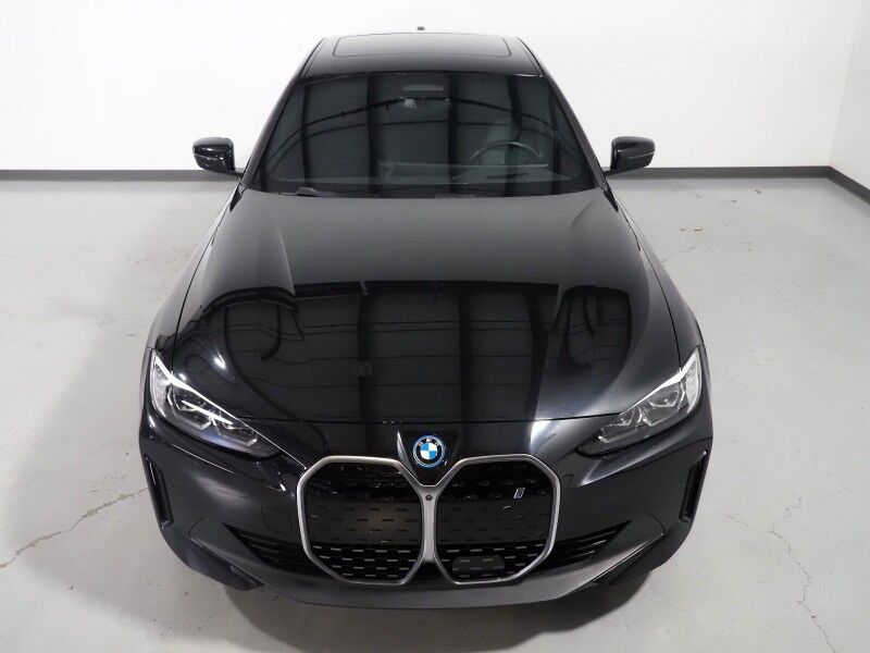 2022 BMW i4 eDrive40 Gran Coupe *DRIVING ASSIST PRO PKG, HEADS-UP DISPLAY, NAVIGATION, CURVED DISPLAY, ADAPTIVE CRUISE, 360 VIEW CAMERAS, MOONROOF, HEATED SEATS/STEERING, COMFORT ACCESS, ANDROID & APPLE Round Rock TX