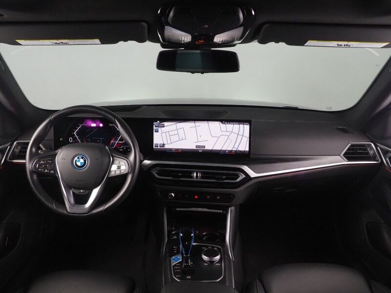 2022 BMW i4 eDrive40 Gran Coupe *DRIVING ASSIST PRO PKG, HEADS-UP DISPLAY, NAVIGATION, CURVED DISPLAY, ADAPTIVE CRUISE, 360 VIEW CAMERAS, MOONROOF, HEATED SEATS/STEERING, COMFORT ACCESS, ANDROID & APPLE