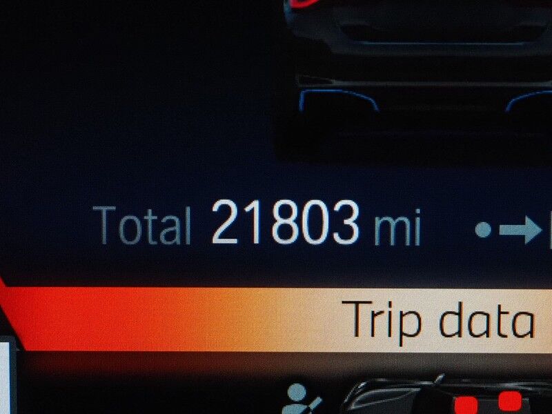 2022 BMW i4 eDrive40 Gran Coupe *DRIVING ASSIST PRO PKG, HEADS-UP DISPLAY, NAVIGATION, CURVED DISPLAY, ADAPTIVE CRUISE, 360 VIEW CAMERAS, MOONROOF, HEATED SEATS/STEERING, COMFORT ACCESS, ANDROID & APPLE Round Rock TX