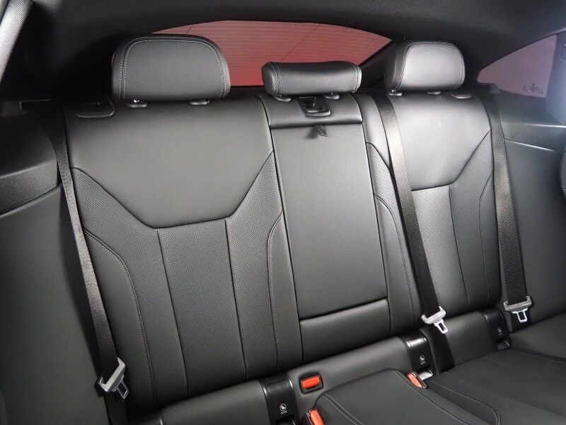 2022 BMW i4 eDrive40 Gran Coupe *DRIVING ASSIST PRO PKG, HEADS-UP DISPLAY, NAVIGATION, CURVED DISPLAY, ADAPTIVE CRUISE, 360 VIEW CAMERAS, MOONROOF, HEATED SEATS/STEERING, COMFORT ACCESS, ANDROID & APPLE Round Rock TX