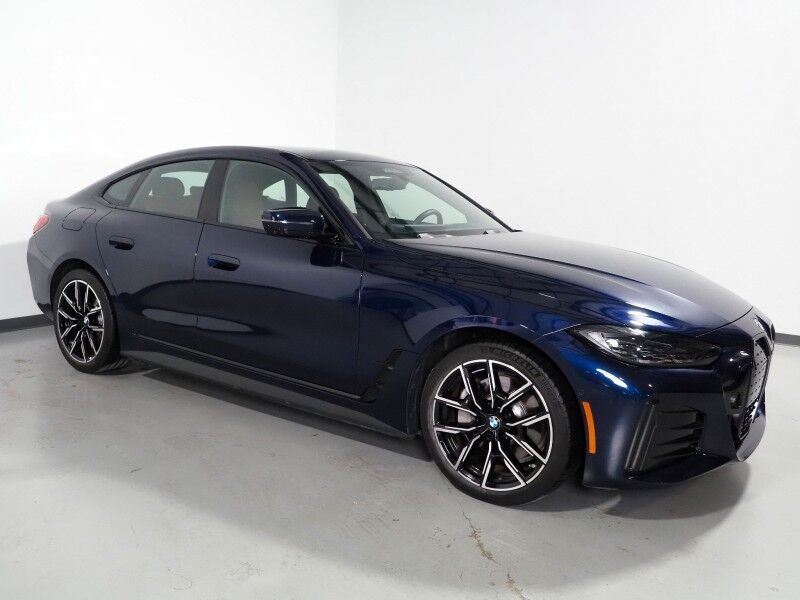 2022 BMW i4 eDrive40 Gran Coupe *M SPORT, DRIVING ASSIST PRO PKG, HEADS-UP DISPLAY, NAVIGATION, CURVED DISPLAY, ADAPTIVE CRUISE, SAFETY ALERTS, 360 CAMERAS, MOONROOF, LEATHER, HEATED SEATS/STEERING, HARMAN/KARDON, WIRELESS CHARGING