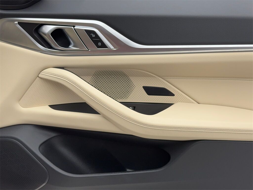 2022 BMW i4 eDrive40 NAV,CAM,SUNROOF,HTD STS,BLIND SPOT Plano TX