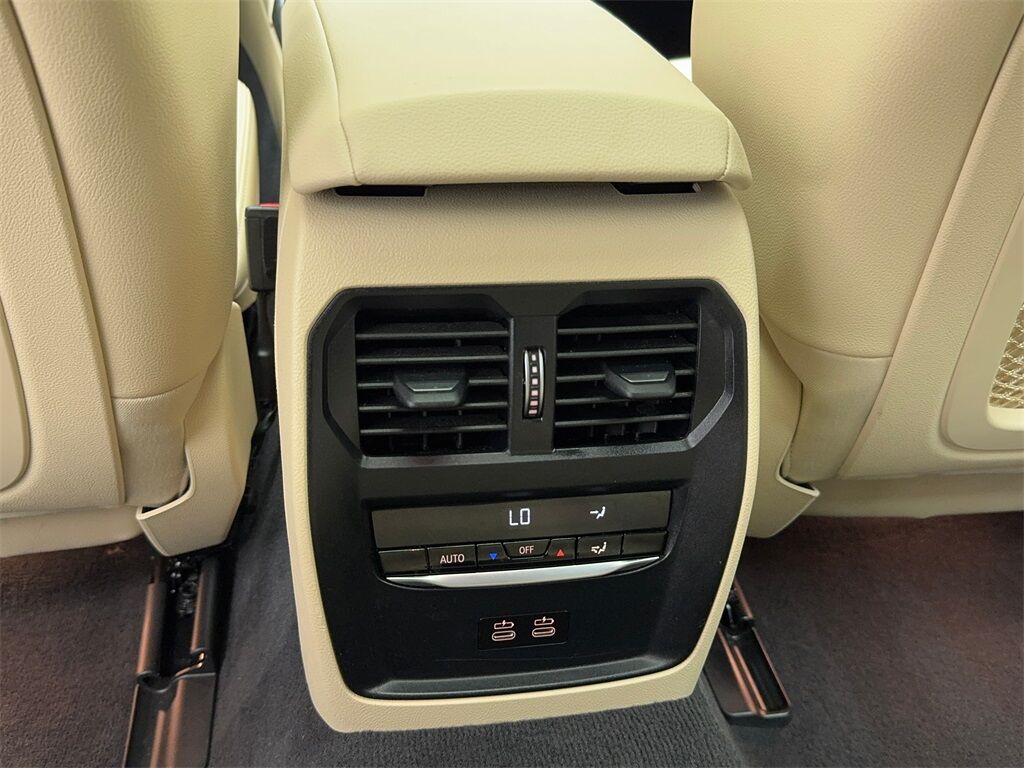 2022 BMW i4 eDrive40 NAV,CAM,SUNROOF,HTD STS,BLIND SPOT Plano TX