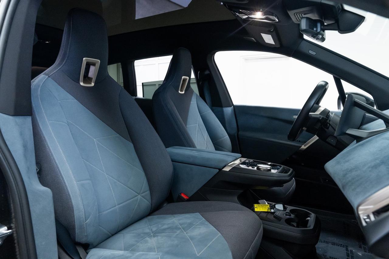 2022 BMW iX xDrive50 1 Owner Bowers &amp; Wilkins Audio Massage Seats Portland OR