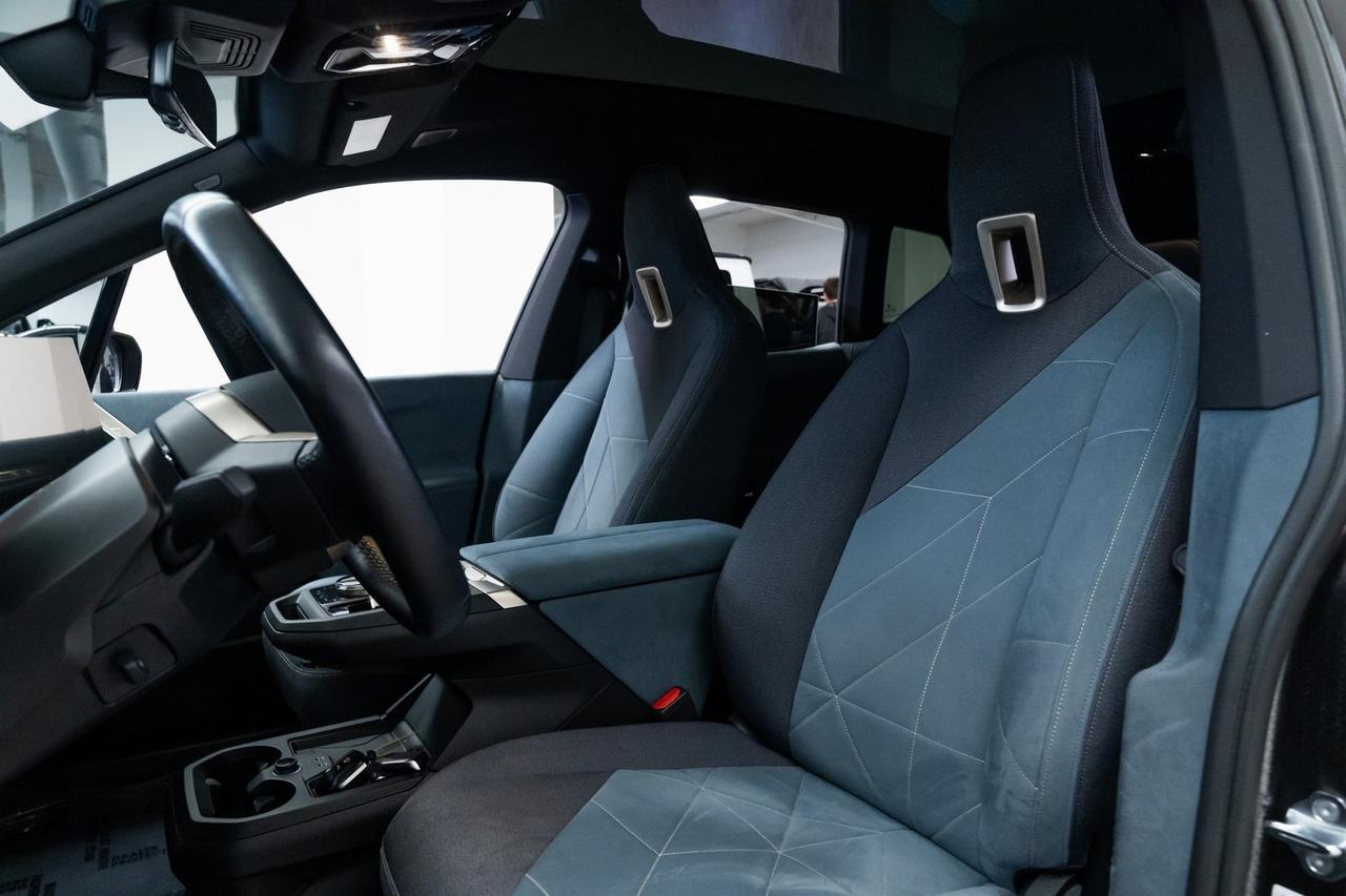 2022 BMW iX xDrive50 1 Owner Bowers &amp; Wilkins Audio Massage Seats Portland OR
