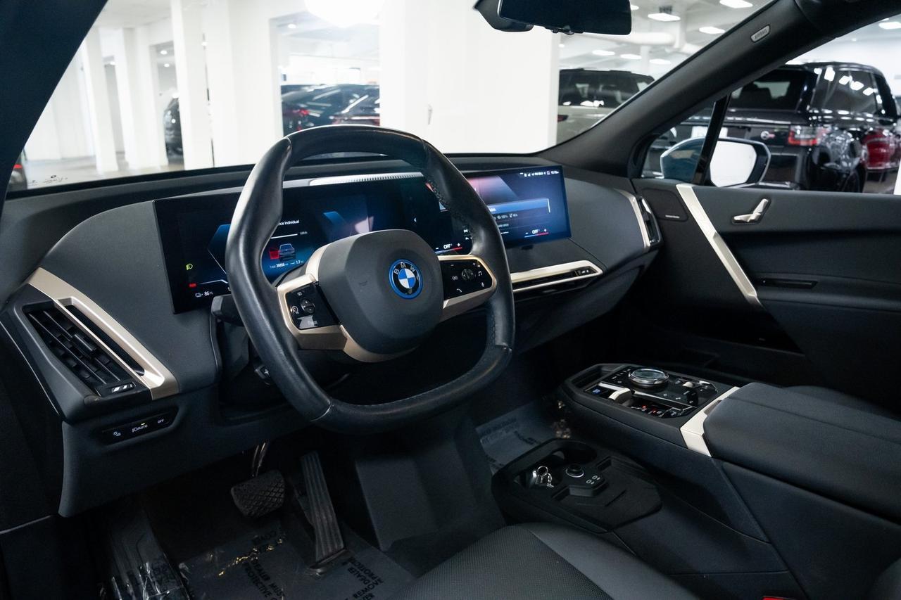 2022 BMW iX xDrive50 1 Owner Sport Package Convenience Package Portland OR