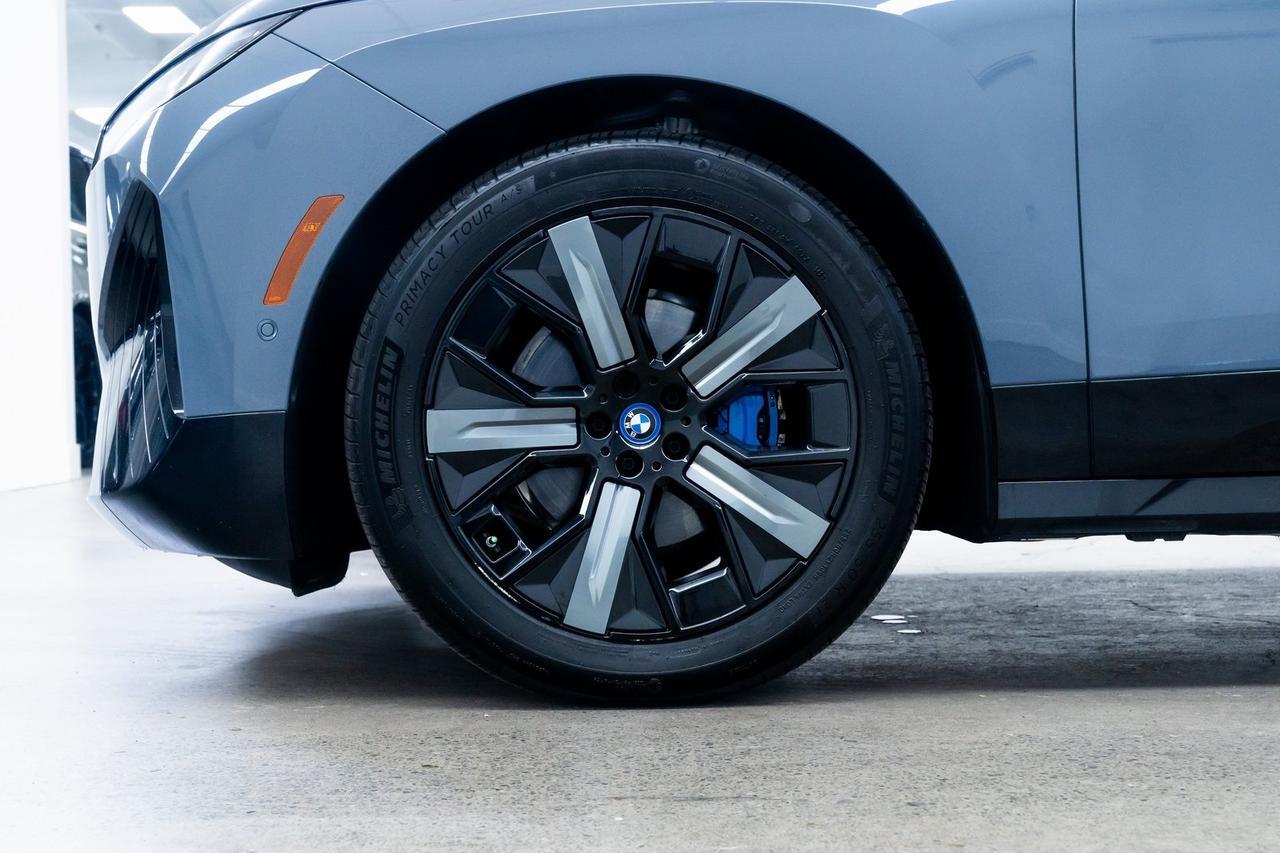 2022 BMW iX xDrive50 1 Owner Sport Package Convenience Package Portland OR