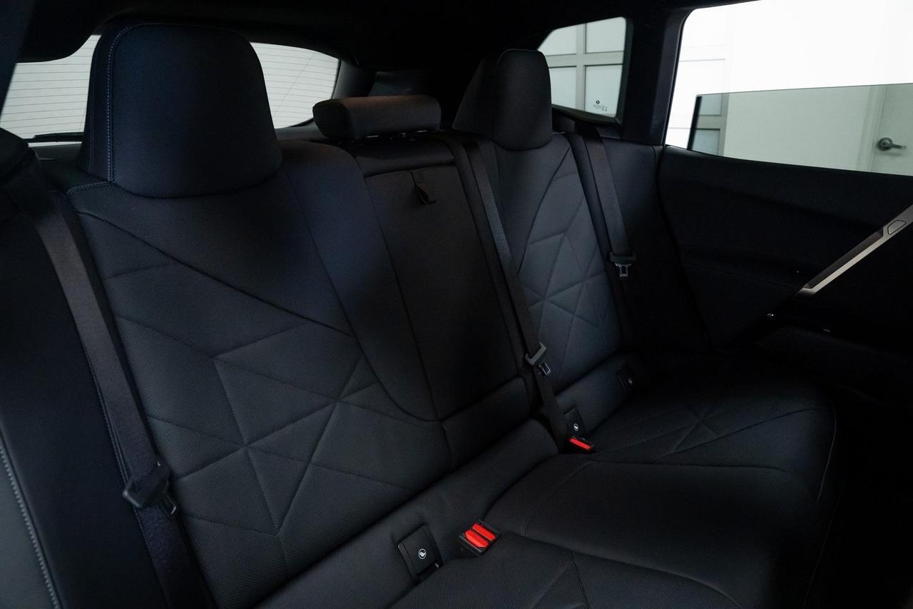 2022 BMW iX xDrive50 1 Owner Sport Package Convenience Package Portland OR