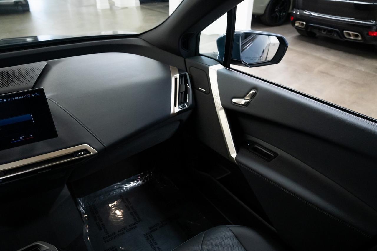 2022 BMW iX xDrive50 1 Owner Sport Package Convenience Package Portland OR