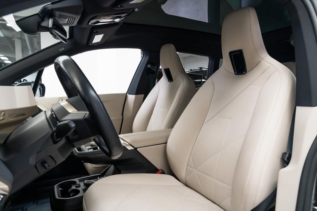 2022 BMW iX xDrive50 1 Owner Vented Massage Seats Adaptive Cruise Portland OR