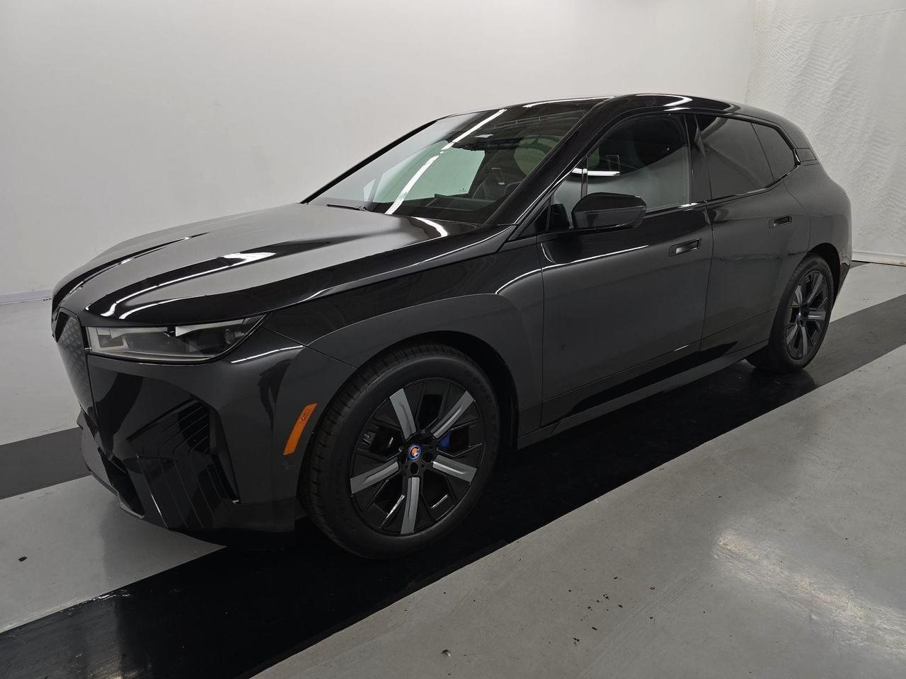 2022 BMW iX xDrive50 Bowers &amp; Wilkins Sound Massage Seats Portland OR