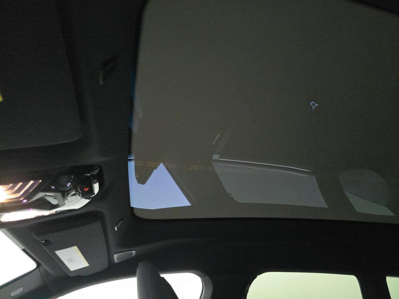 2022 BMW iX xDrive50 Bowers &amp; Wilkins Sound Massage Seats Portland OR