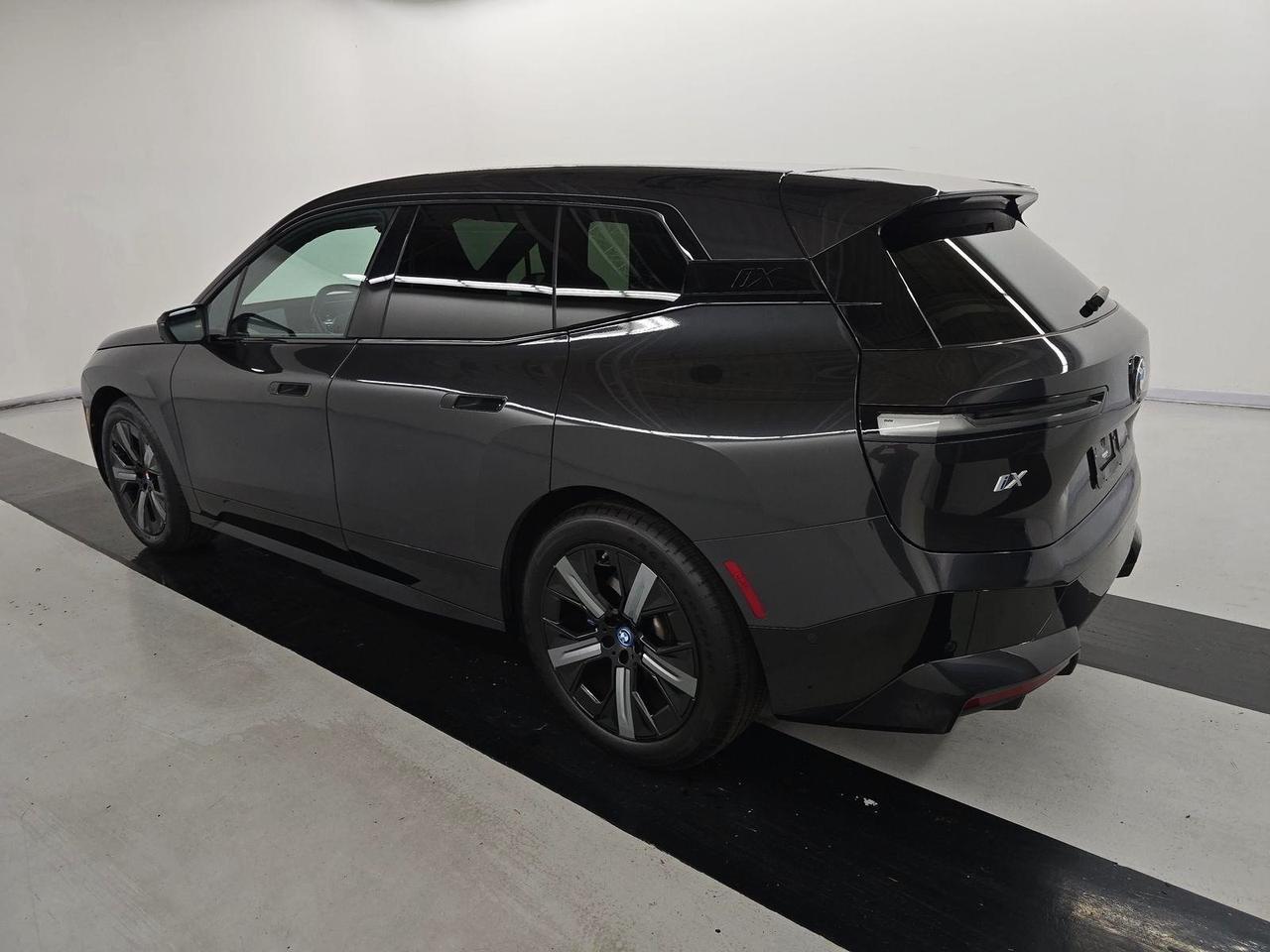 2022 BMW iX xDrive50 Bowers &amp; Wilkins Sound Massage Seats Portland OR