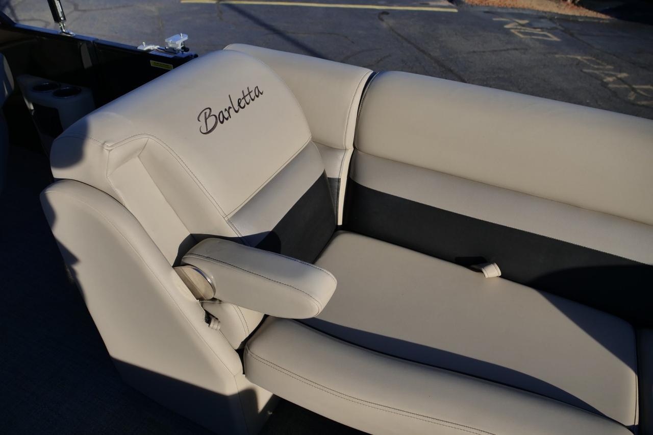 2022 Barletta Cabrio Ultra Lounge C22UC / Tri-Toon / Power Top / Co Captain Chair! Lincolnton NC