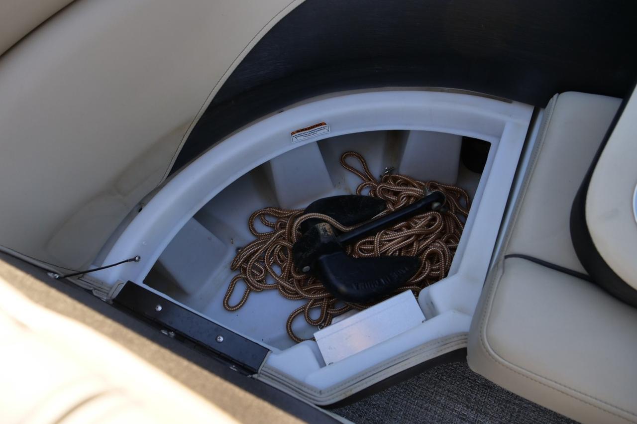 2022 Barletta Cabrio Ultra Lounge C22UC / Tri-Toon / Power Top / Co Captain Chair! Lincolnton NC