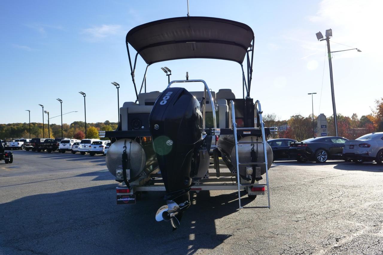 2022 Barletta Cabrio Ultra Lounge C22UC / Tri-Toon / Power Top / Co Captain Chair! Lincolnton NC