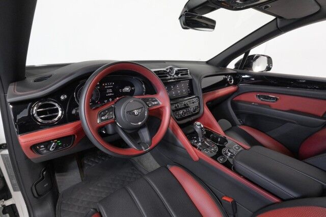 2022 Bentley Bentayga S ($242,125 MSRP) *ONLY 16,000 MILES* San Diego CA