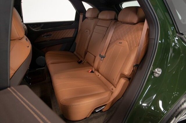 2022 Bentley Bentayga S ($265,285 MSRP!) *BRITISH RACING GREEN* *CARBON FIBER* *HUGE OPTION LIST* San Diego CA