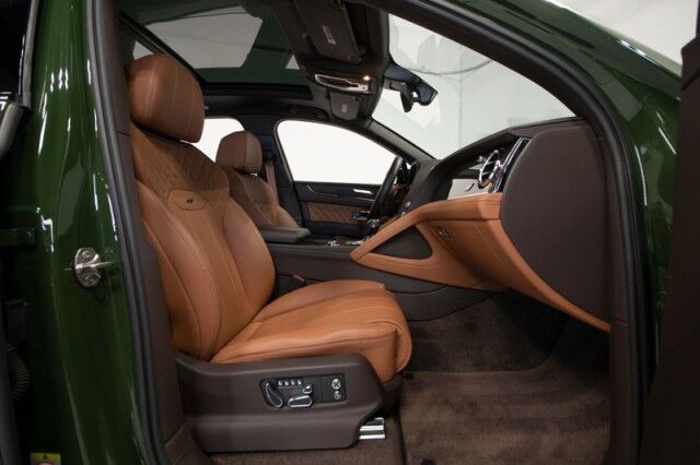 2022 Bentley Bentayga S ($265,285 MSRP!) *BRITISH RACING GREEN* *CARBON FIBER* *HUGE OPTION LIST* San Diego CA