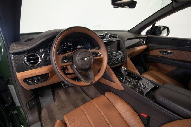 2022 Bentley Bentayga S ($265,285 MSRP!) *BRITISH RACING GREEN* *CARBON FIBER* *HUGE OPTION LIST* San Diego CA