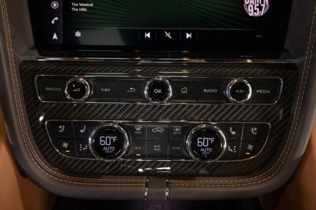 2022 Bentley Bentayga S ($265,285 MSRP!) *BRITISH RACING GREEN* *CARBON FIBER* *HUGE OPTION LIST* San Diego CA