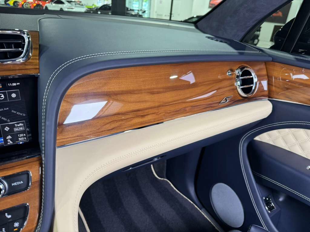 2022 Bentley Bentayga S Dark Sapphire paint, Blackline Specification, bespoke interior AND MUCH MORE!! Fort Lauderdale FL