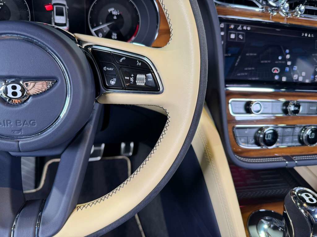 2022 Bentley Bentayga S Dark Sapphire paint, Blackline Specification, bespoke interior AND MUCH MORE!! Fort Lauderdale FL