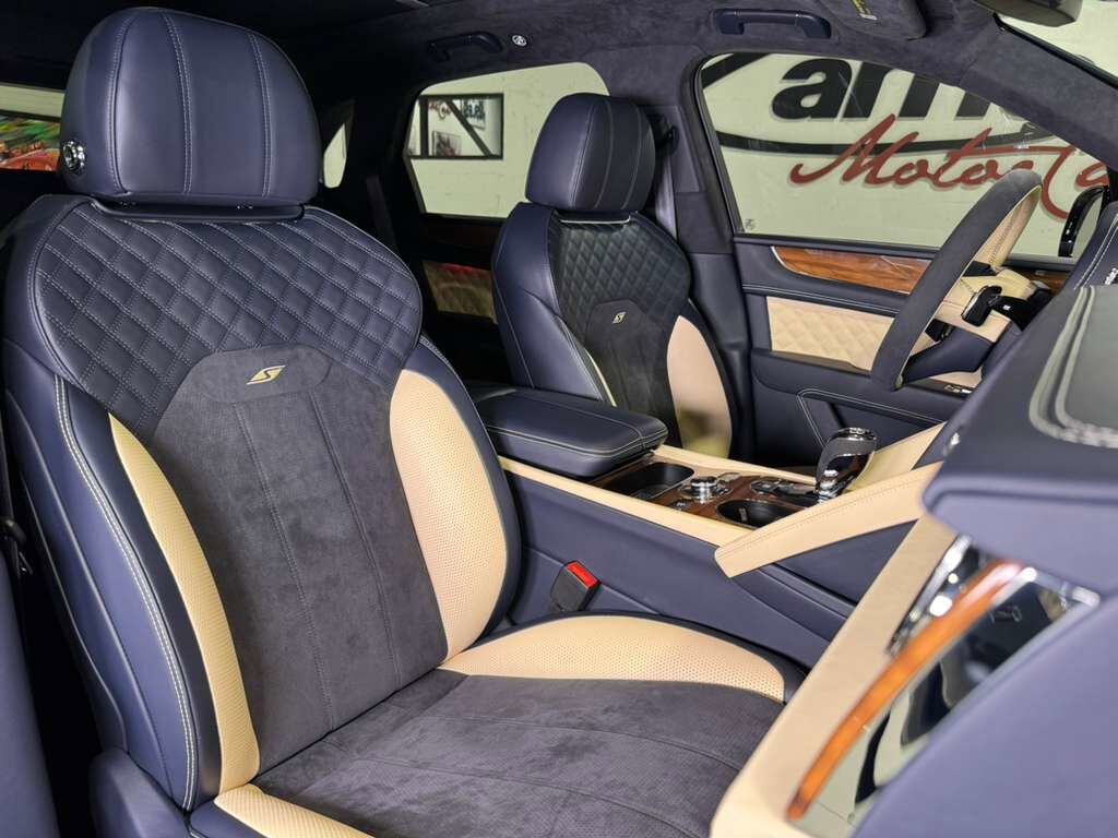 2022 Bentley Bentayga S Dark Sapphire paint, Blackline Specification, bespoke interior AND MUCH MORE!! Fort Lauderdale FL