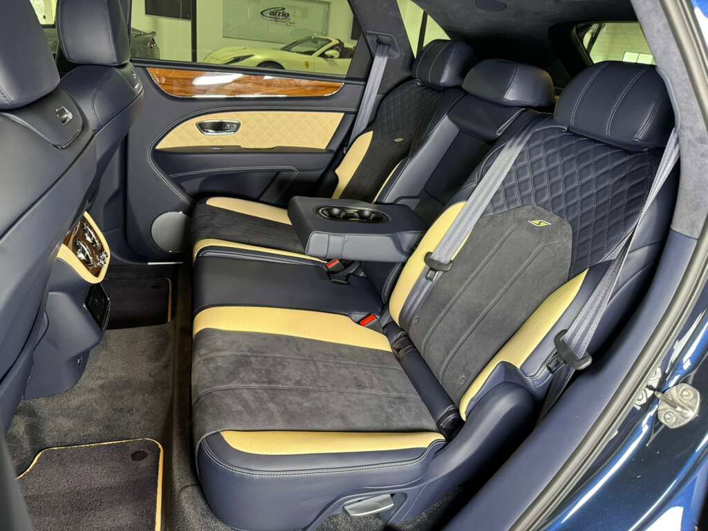 2022 Bentley Bentayga S Dark Sapphire paint, Blackline Specification, bespoke interior AND MUCH MORE!! Fort Lauderdale FL