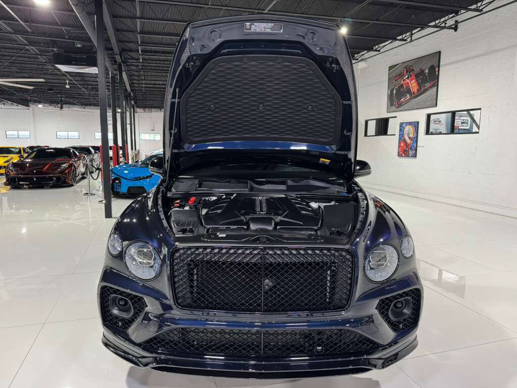 2022 Bentley Bentayga S Dark Sapphire paint, Blackline Specification, bespoke interior AND MUCH MORE!! Fort Lauderdale FL