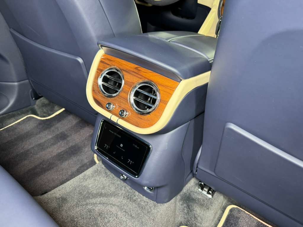 2022 Bentley Bentayga S Dark Sapphire paint, Blackline Specification, bespoke interior AND MUCH MORE!! Fort Lauderdale FL